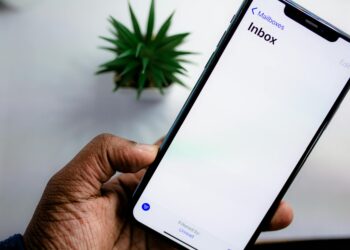 email inbox growth chart