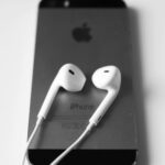 old iPhone showing iOS 10